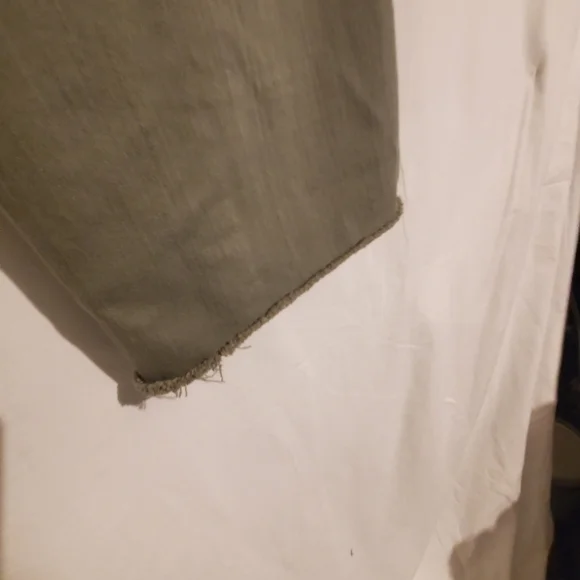 UNIVERSAL THREAD MID RISE SKINNY FRAYED HEM - Picture 3 of 6